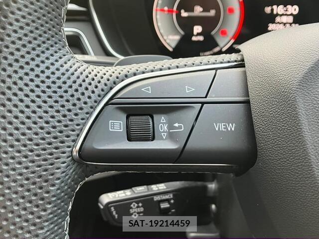 Audi A4 2024-05 8277736-10