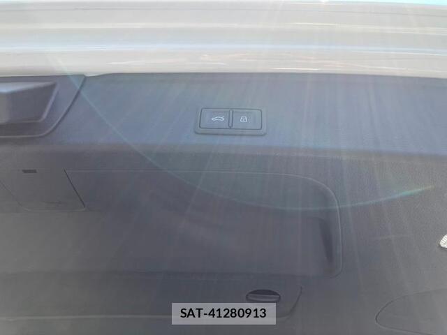 Audi A4 2024-08 8277737-16