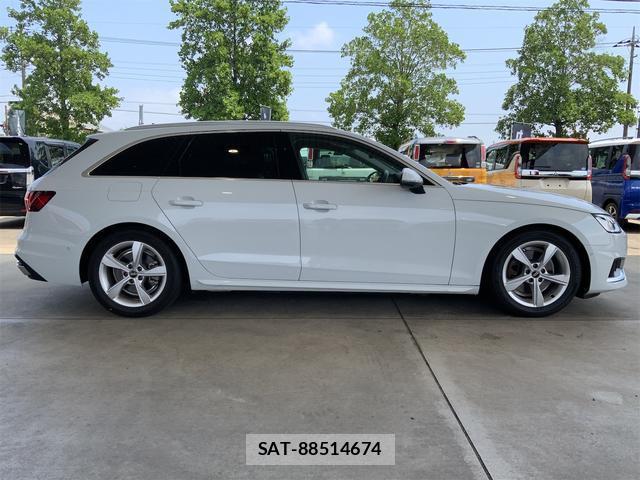 Audi A4 2021-07 8277831-3