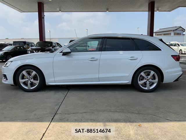 Audi A4 2021-07 8277831-4