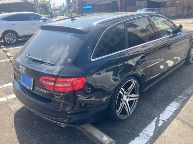 Audi A4 2013-06 8279661-5