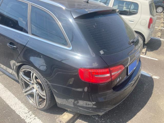 Audi A4 2013-06 8279661-6