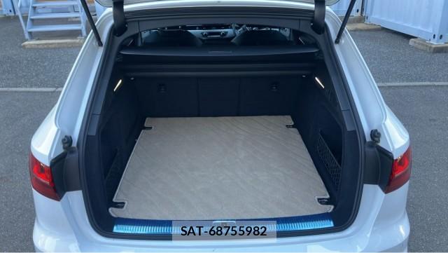 Audi A4 2021-09 8280497-17