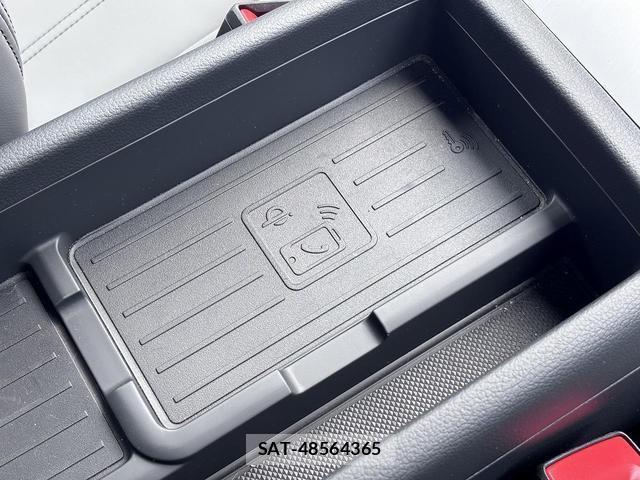 Audi A4 2023-11 8283445-8