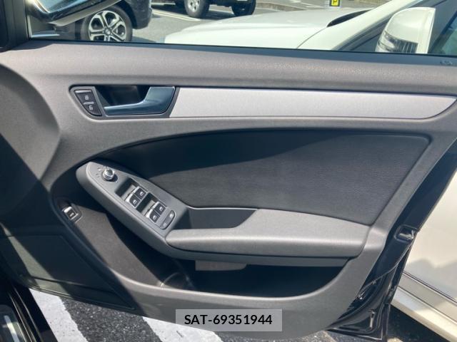 Audi A4 2015-09 8284344-4