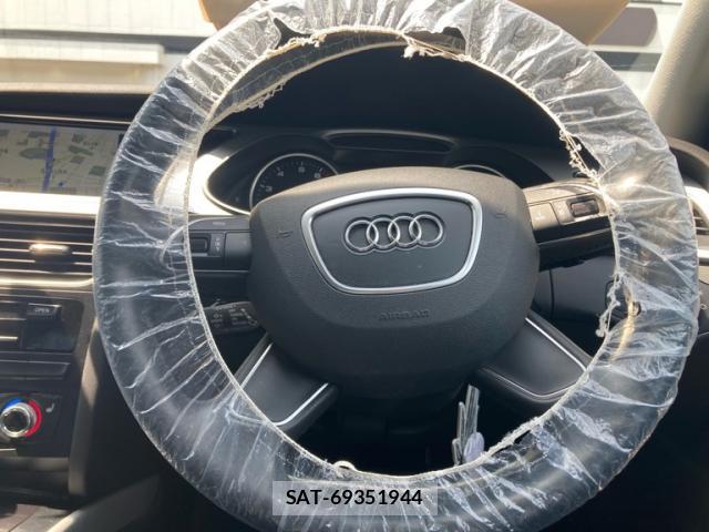 Audi A4 2015-09 8284344-6