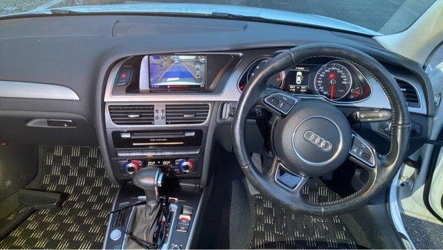 Audi A4 2012-08 8281612-16