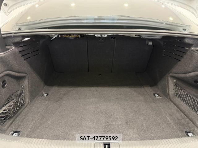 Audi A4 2023-04 8282756-17