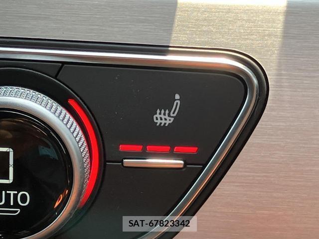 Audi A5 2021-05 8283446-10