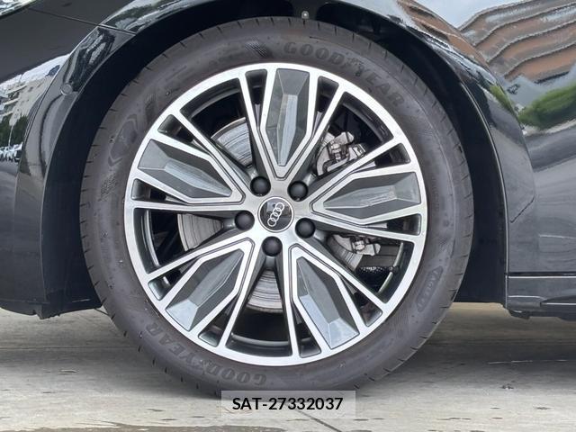 Audi A5 2026-01 8280414-17