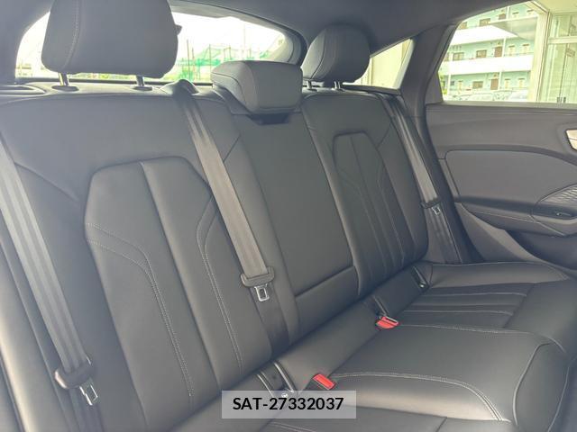 Audi A5 2026-01 8280414-4