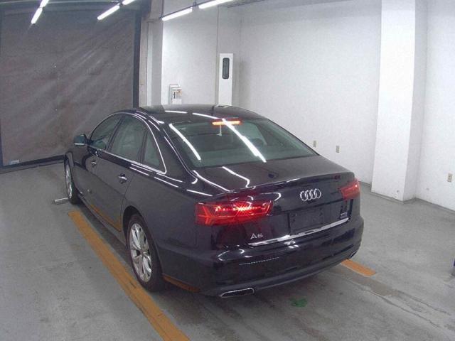 Audi A6 2015-08 8276846-5