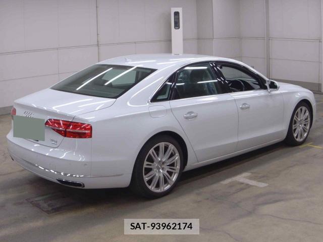 Audi A8 2017-07 8278916-1