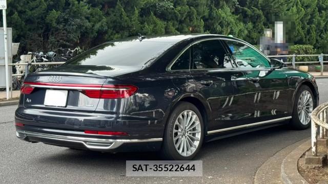 Audi A8 2018-10 8282467-12