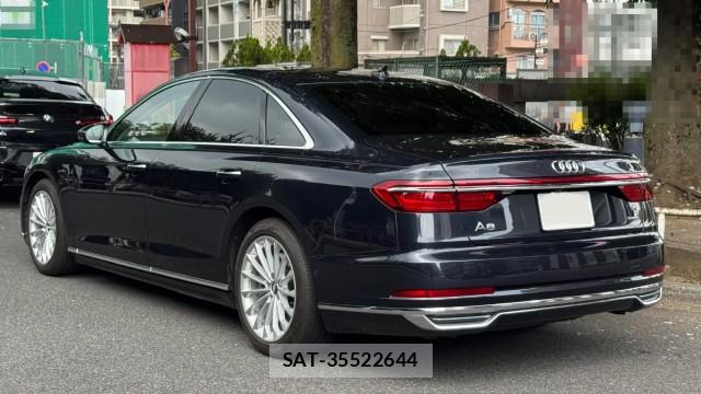 Audi A8 2018-10 8282467-13