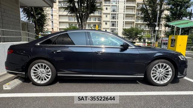 Audi A8 2018-10 8282467-3
