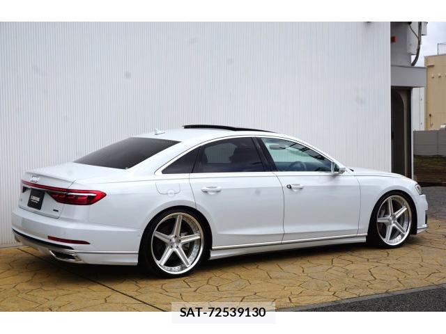 Audi A8 2018-10 8282546-9