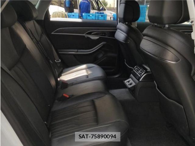 Audi A8 2019-10 8284777-5