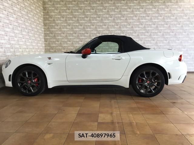 Abarth 124 Spider 2017-08 8279245-12