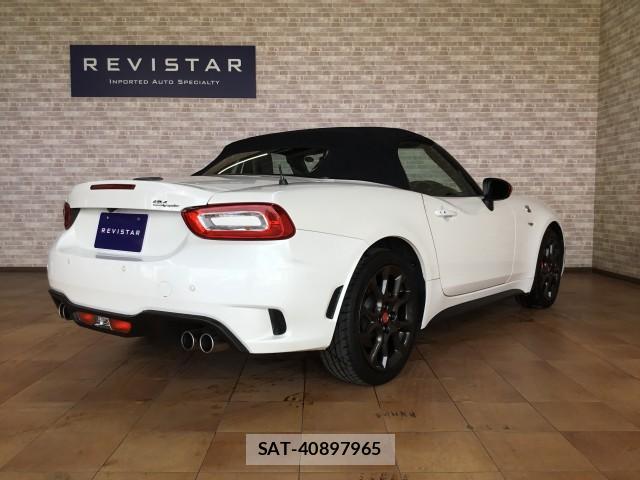 Abarth 124 Spider 2017-08 8279245-3