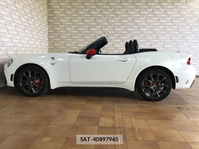 Abarth 124 Spider 2017-08 8279245-9