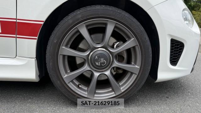 Abarth 595 2019-01 8281630-8
