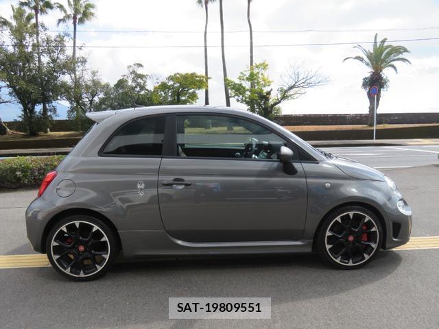 Abarth 595 2020-03 8282992-12