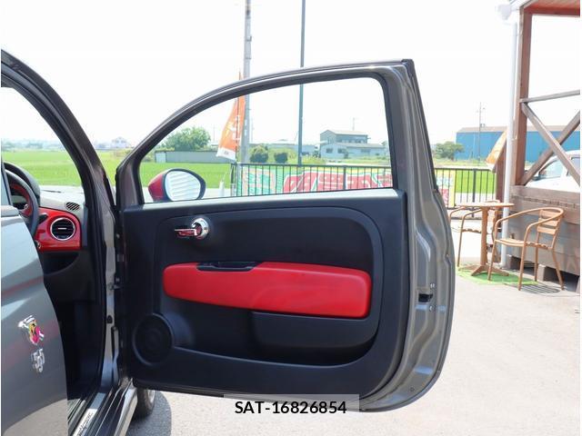 Abarth 595 2014-02 8283413-18