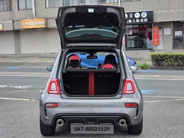 Abarth 595 2020-05 8284805-6