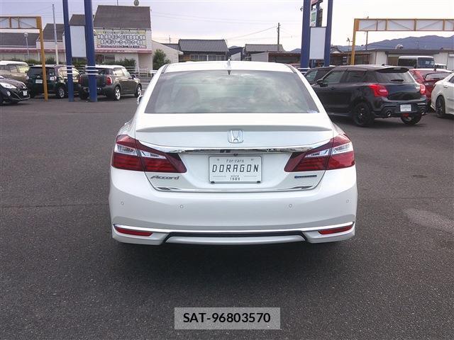 Honda ACCORD HYBRID 2016-12 8281219-6