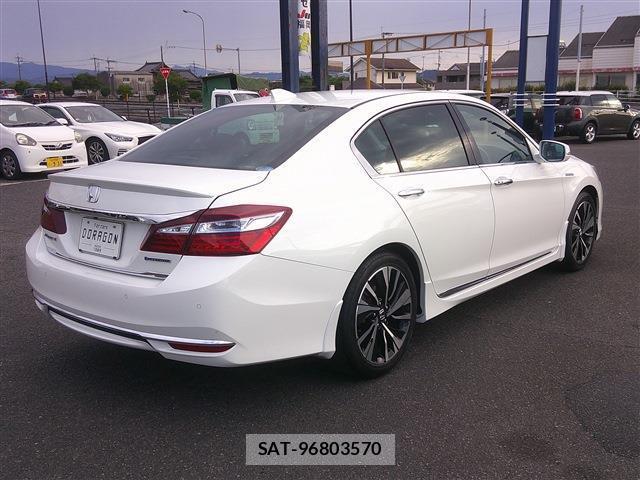 Honda ACCORD HYBRID 2016-12 8281219-7