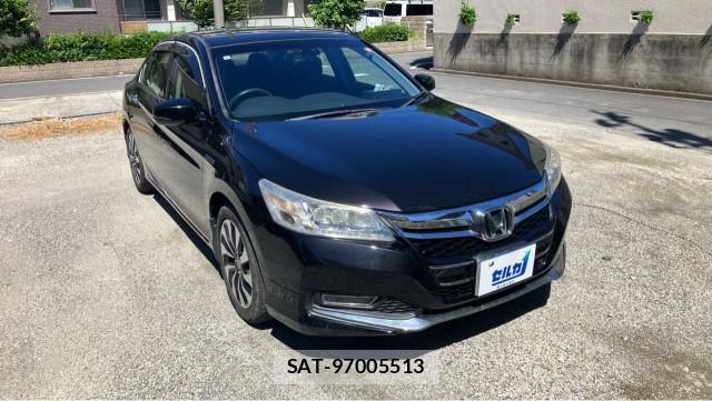 Honda ACCORD HYBRID 2014-04 8282155-11