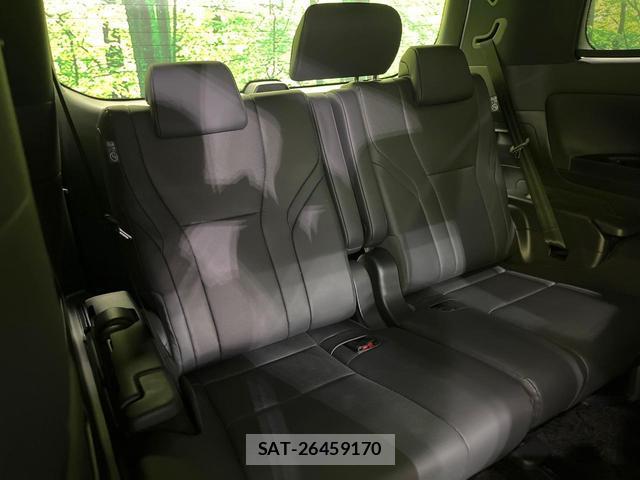 Toyota ALPHARD HYBRID 2024-04 8276708-9