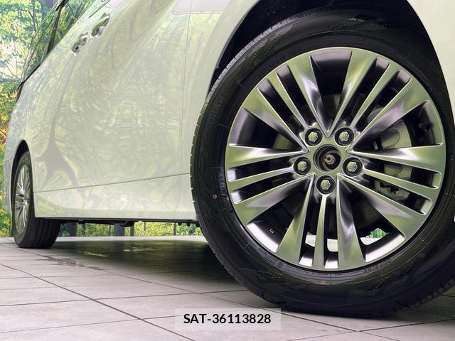 Toyota ALPHARD HYBRID 2025-04 8276771-12