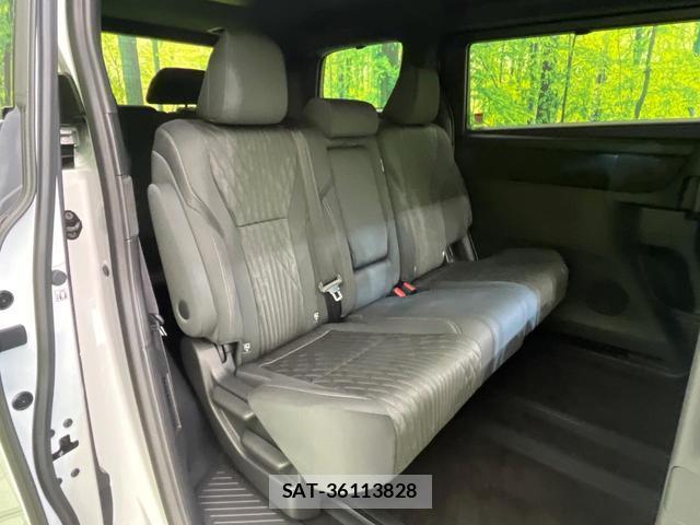 Toyota ALPHARD HYBRID 2025-04 8276771-9