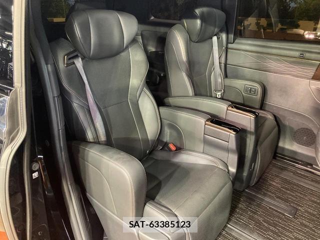 Toyota ALPHARD HYBRID 2024-10 8277650-10