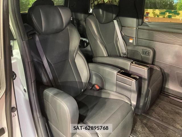 Toyota ALPHARD HYBRID 2025-03 8277652-9