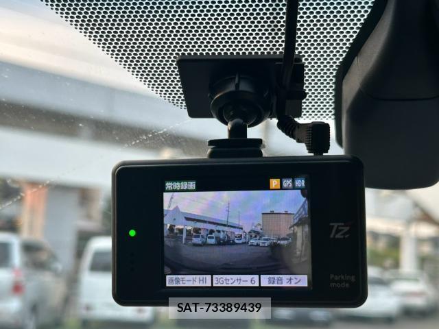 Toyota ALPHARD HYBRID 2019-10 8278738-11