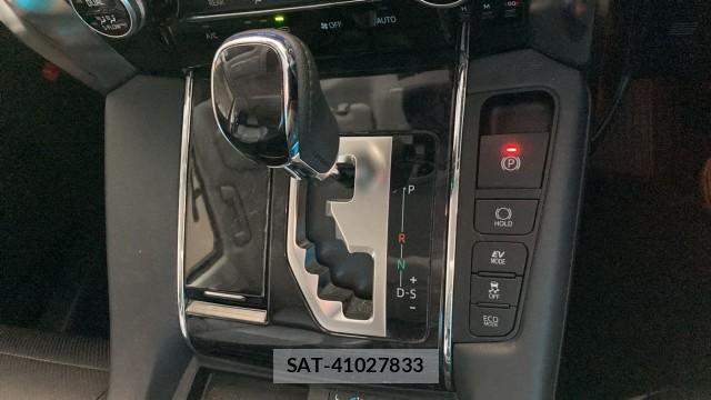 Toyota ALPHARD HYBRID 2019-06 8280552-14