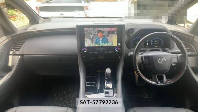 Toyota ALPHARD HYBRID 2024-02 8281085-2
