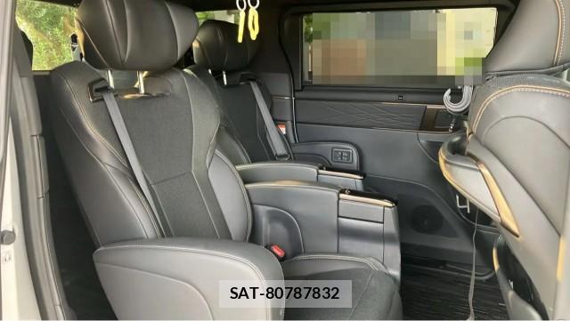 Toyota ALPHARD HYBRID 2023-12 8281364-6