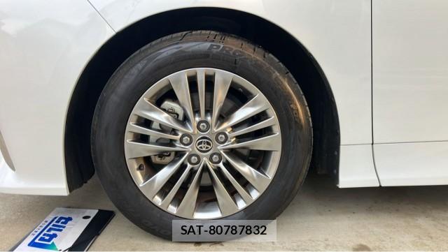 Toyota ALPHARD HYBRID 2023-12 8281364-8