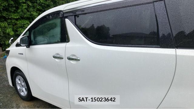 Toyota ALPHARD HYBRID 2020-07 8281508-10