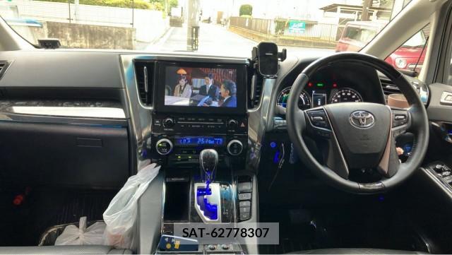 Toyota ALPHARD HYBRID 2019-12 8281550-2