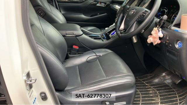 Toyota ALPHARD HYBRID 2019-12 8281550-5