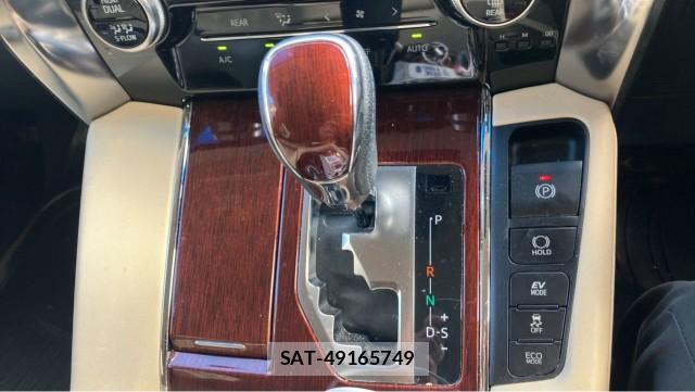 Toyota ALPHARD HYBRID 2015-08 8281670-14