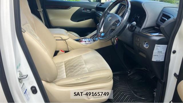 Toyota ALPHARD HYBRID 2015-08 8281670-5
