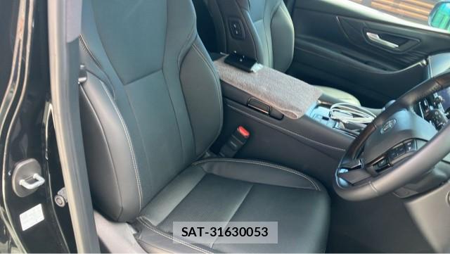 Toyota ALPHARD HYBRID 2025-03 8281713-5