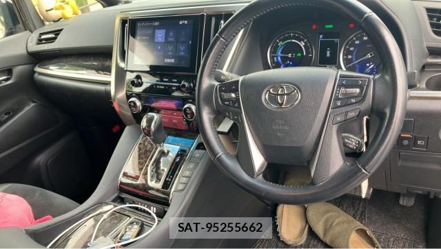 Toyota ALPHARD HYBRID 2022-01 8281727-2