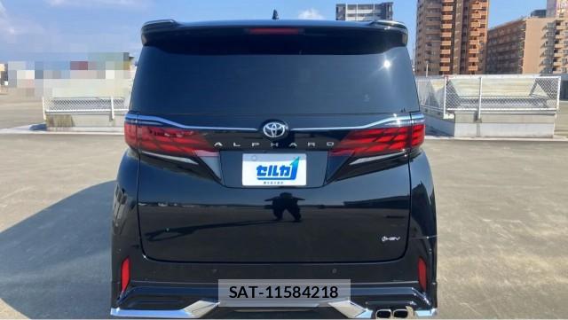 Toyota ALPHARD HYBRID 2023-08 8281911-1